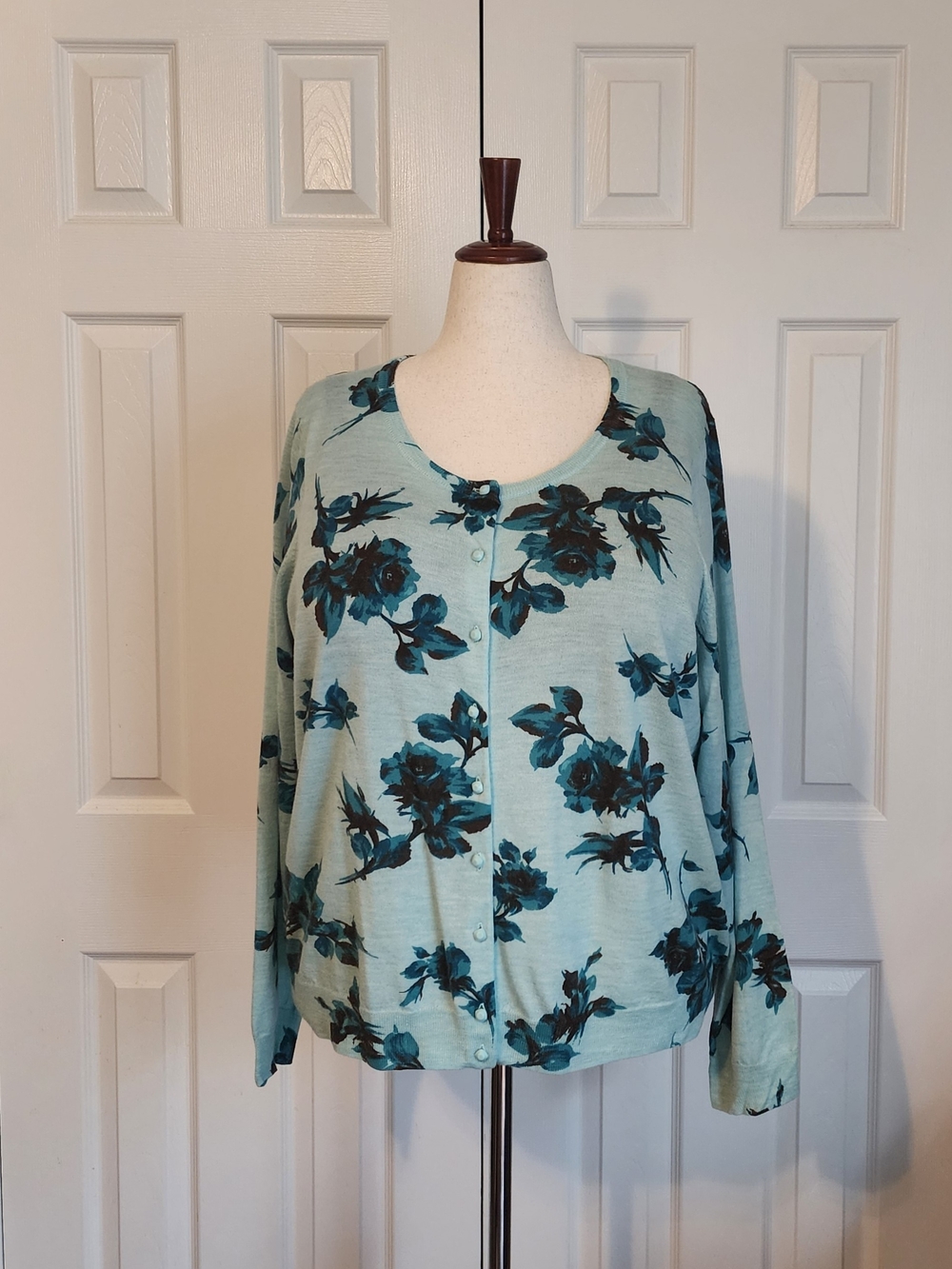 Light Teal Floral Button-Front Women's Top